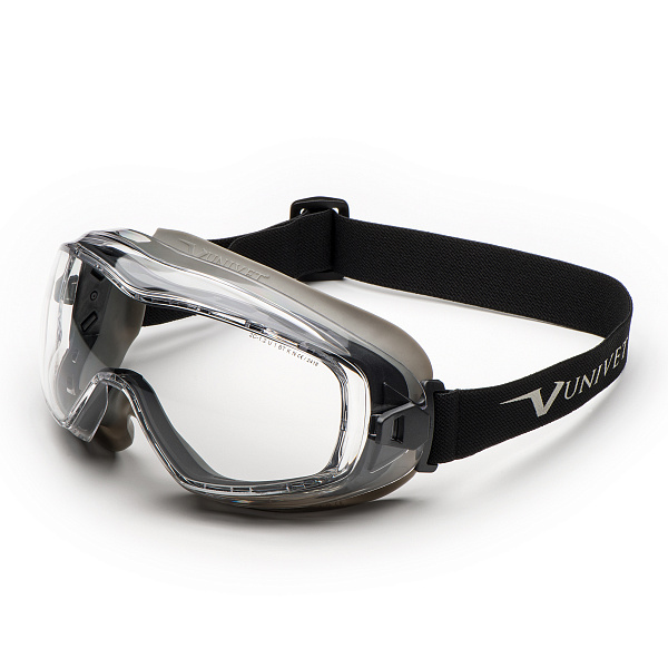 Очки закрытые Univet 620U.02.10.00, прозрачная линза, непрям. вент, (РС), ТПЭ обтюр, KN  