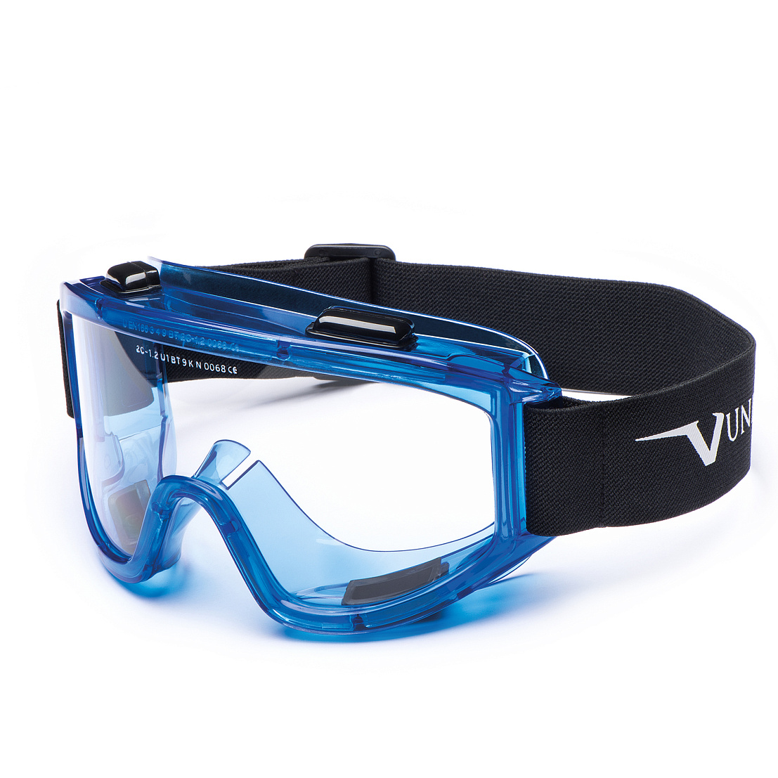 Очки закрытые Univet 601.02.77.01, прозрачная линза, непрям. вент, (СА), ПВХ обтюр, KN